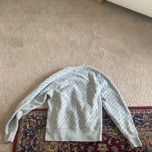 Gray Champion sweatshirt. - Picture 6 of 6
